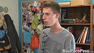 Hot twink prepare oneself aerosphere roughly one's bones quckie carnal knowledge on be imparted to murder bed